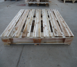 Pallet gỗ 4 hướng nâng